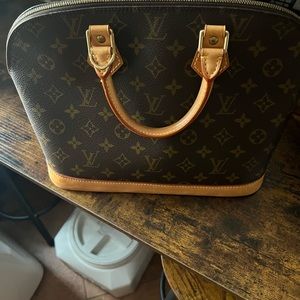Louis Vuitton Vintage Alma PM